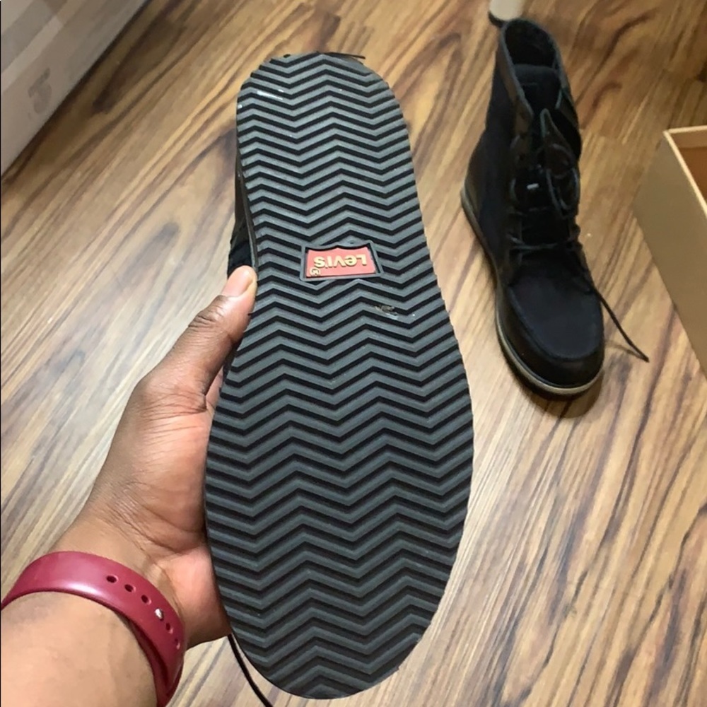 Levi’s Men Fall/Spring Boots - Picture 9 of 10